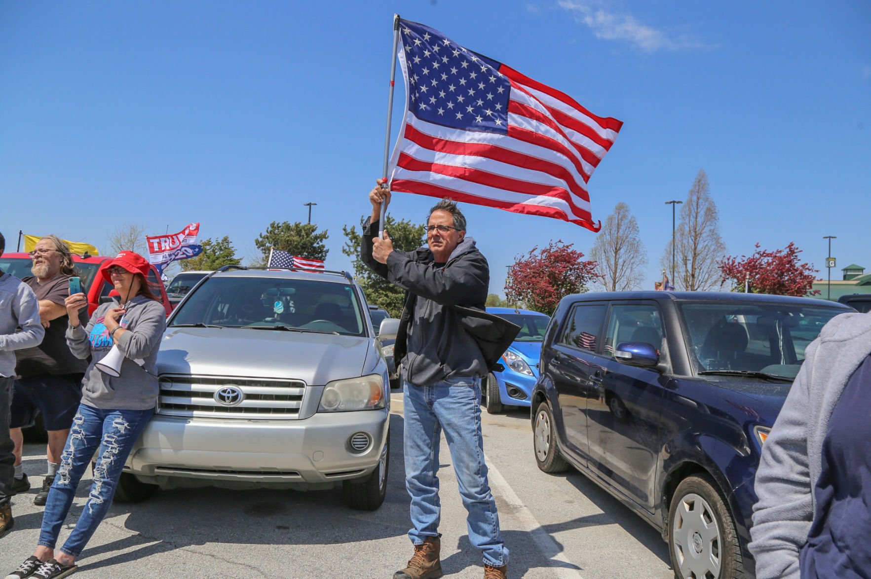 Trump supporters protest Hammjond Mayor